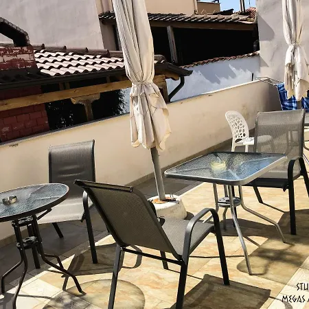 Megas Alexandros Otel Vrasná